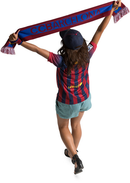 Walking fan with scarf image