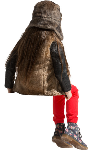 Sitting girl image